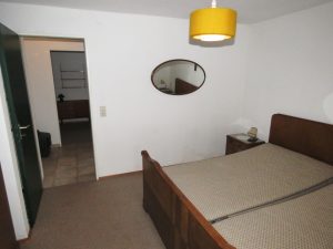 im Schlafzimmer EG