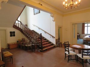 offene Treppe ins OG