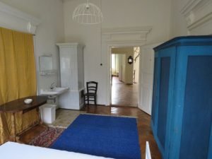 Kinderzimmer mit Kamin