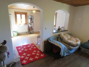 Blick vom Wohnzimmer ins Esszimmer