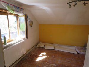 weiteres Kinderzimmer im DG