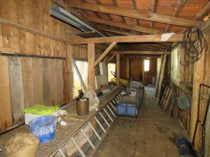 Werkstatt und Lager im Holzschuppen