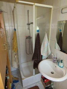 Dusche im Appartement