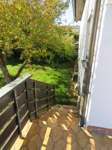 Zugang von der Terrasse zum Garten