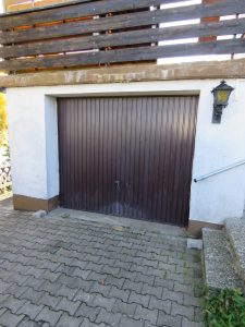 Garage im Anbau